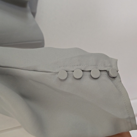 Express womens blouse - Picture 7 of 10